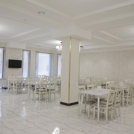 Status Hotel 카르시 외부 사진